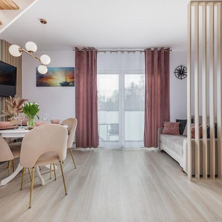 Apartament Swinoujscie Port By Rentersアパートメント エクステリア 写真