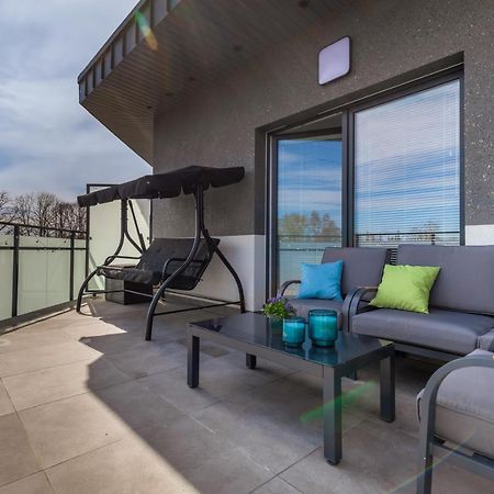 Apartament Swinoujscie Port By Rentersアパートメント エクステリア 写真