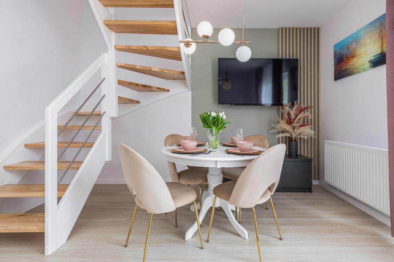 Apartament Swinoujscie Port By Rentersアパートメント エクステリア 写真