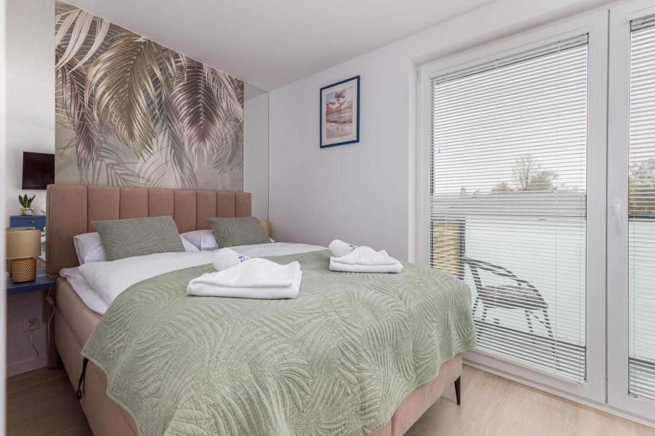 Apartament Swinoujscie Port By Rentersアパートメント エクステリア 写真