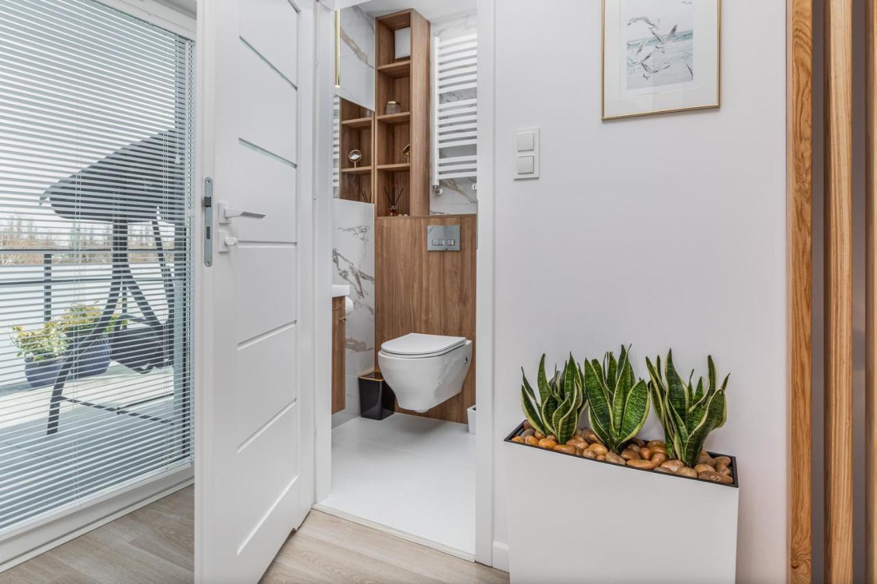 Apartament Swinoujscie Port By Rentersアパートメント エクステリア 写真