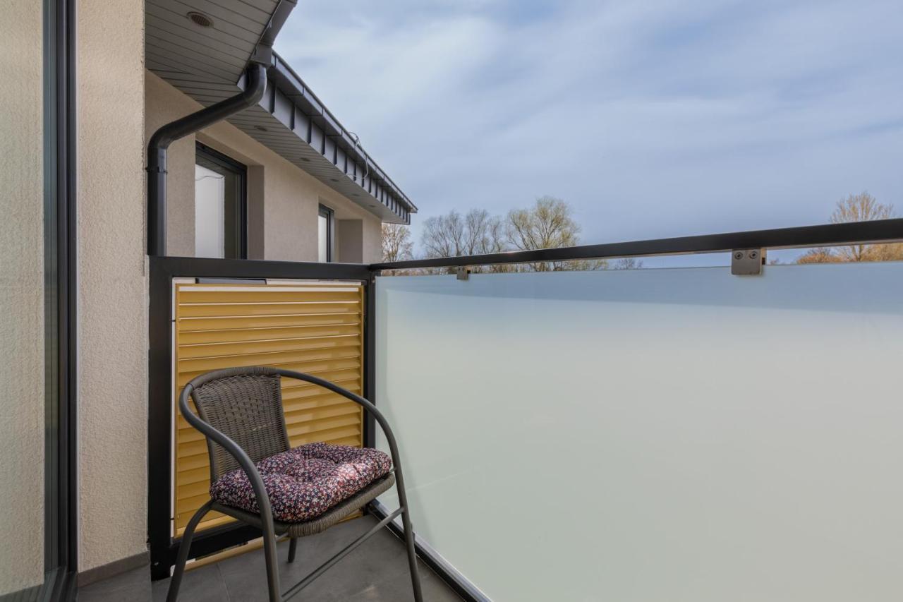 Apartament Swinoujscie Port By Rentersアパートメント エクステリア 写真